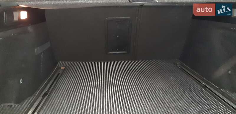 Универсал Peugeot 308 2015 в Чернигове фото 22 Универсал Peugeot 308 2015 в Чернигове