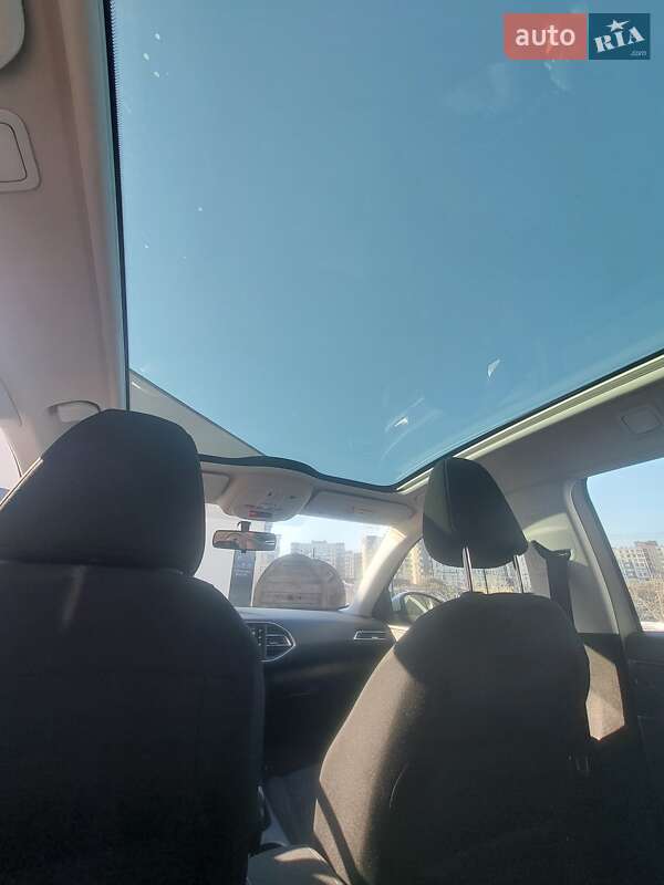 Універсал Peugeot 308 2015 в Києві