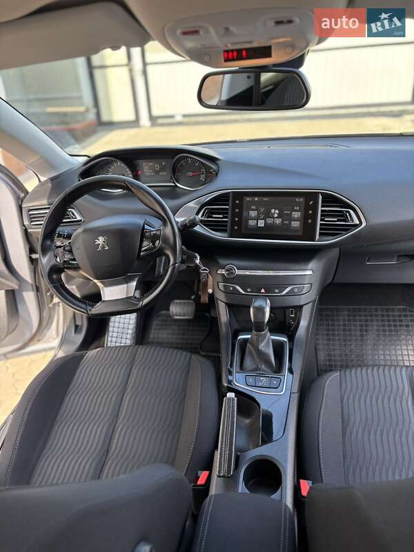 Универсал Peugeot 308 2016 в Черновцах фото 12 Универсал Peugeot 308 2016 в Черновцах