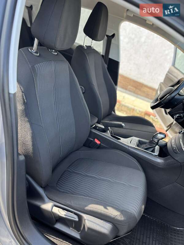 Универсал Peugeot 308 2016 в Черновцах фото 18 Универсал Peugeot 308 2016 в Черновцах