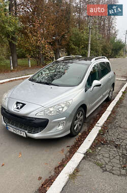 Универсал Peugeot 308 2010 в Немишаево