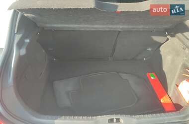 Хэтчбек Peugeot 308 2009 в 