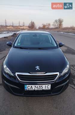 Универсал Peugeot 308 2015 в Смеле