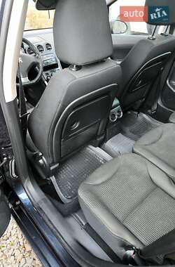 Універсал Peugeot 308 2013 в  фото 23 Універсал Peugeot 308 2013 в