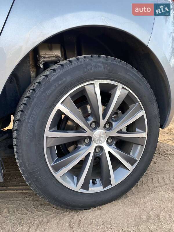 Хетчбек Peugeot 308 2018 в Гайвороні