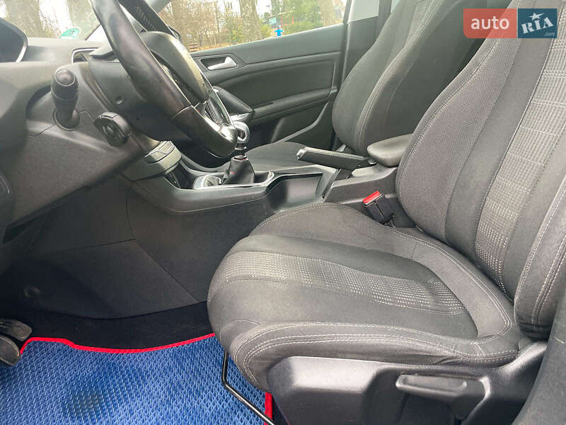 Універсал Peugeot 308 2015 в Києві