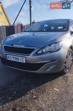 Універсал Peugeot 308 2014 в Ужгороді