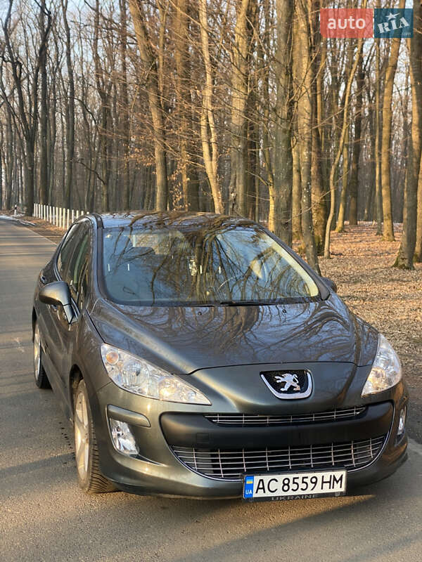 Хетчбек Peugeot 308 2008 в Луцьку