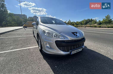 Хетчбек Peugeot 308 2007 в Черкасах