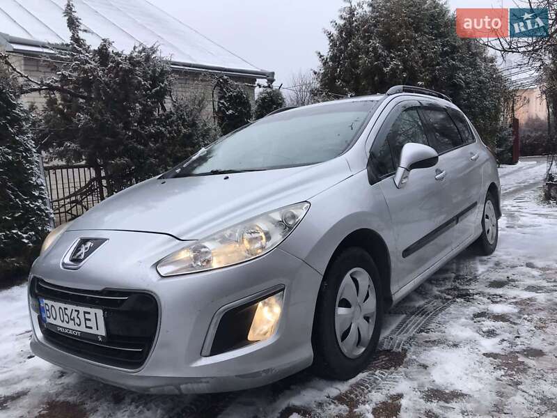 Peugeot 308 2011