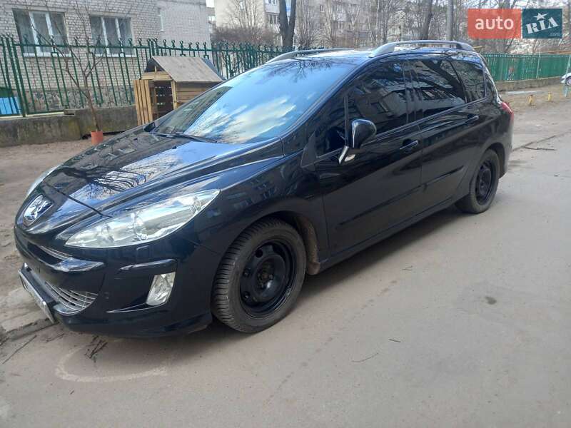 Універсал Peugeot 308 2010 в 