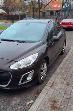 Хетчбек Peugeot 308 2012 в Черкасах