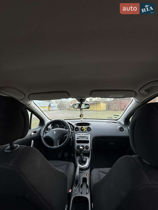 Универсал Peugeot 308 2008 в Бродах