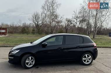 Хетчбек Peugeot 308 2014 в 