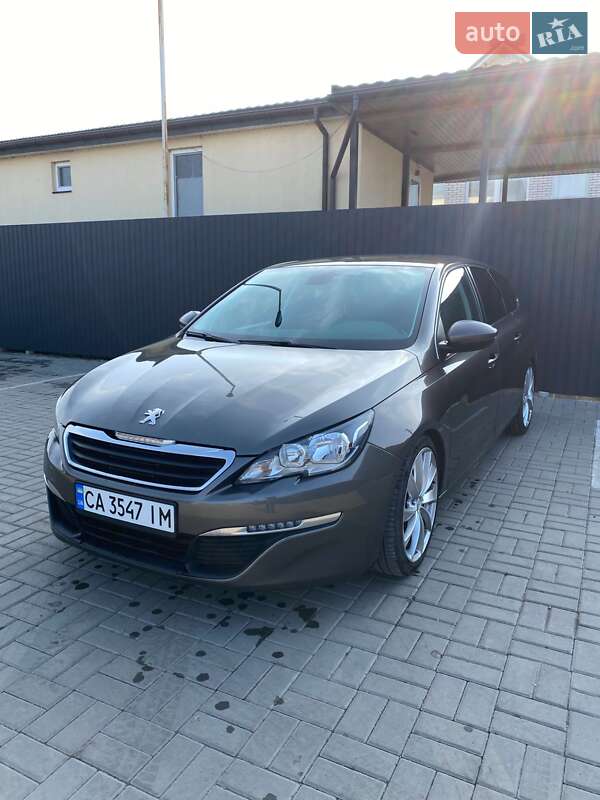 Peugeot 308 2015