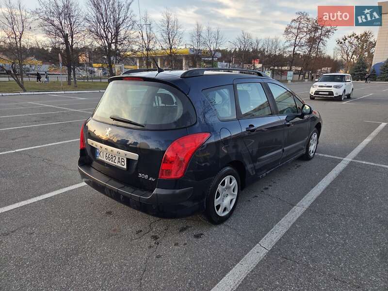 Универсал Peugeot 308 2010 в Броварах