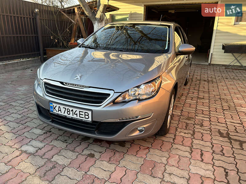 Универсал Peugeot 308 2015 в Киеве