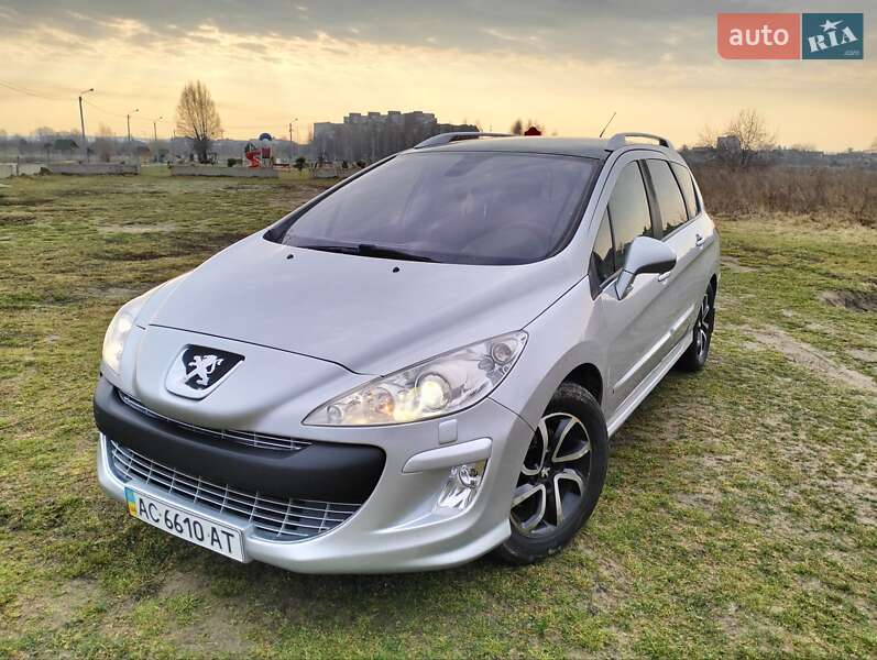 Універсал Peugeot 308 2008 в Рівному