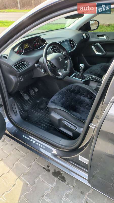 Універсал Peugeot 308 2018 в Полтаві фото 15 Універсал Peugeot 308 2018 в Полтаві
