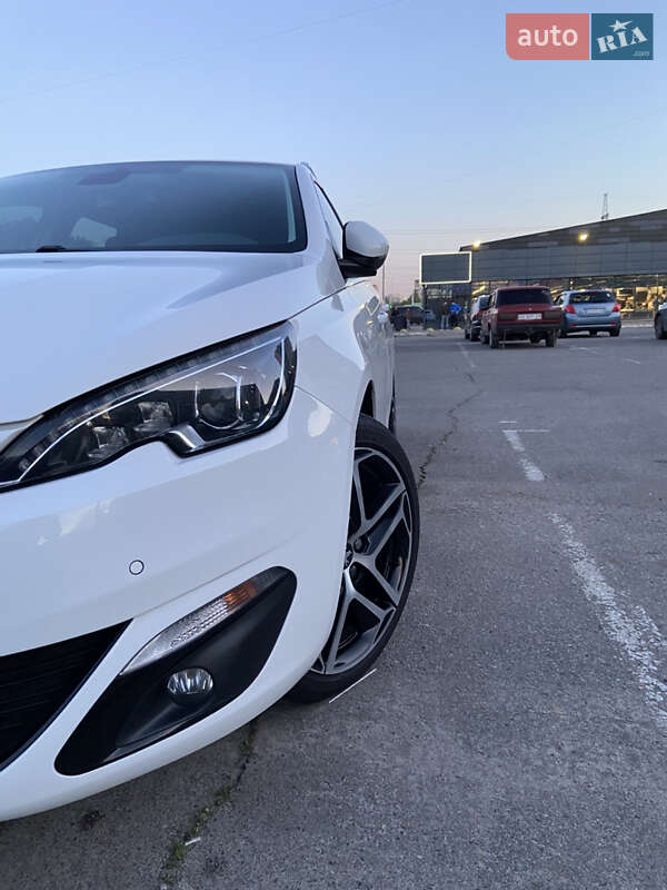 Универсал Peugeot 308 2014 в Харькове