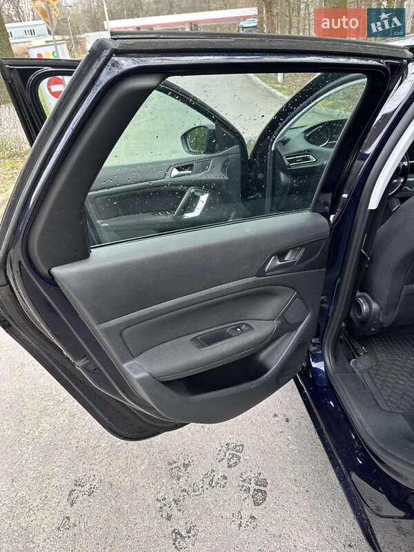 Універсал Peugeot 308 2016 в Вінниці