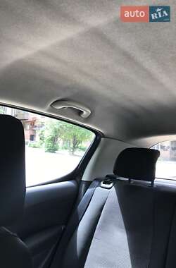 Хетчбек Peugeot 308 2011 в 