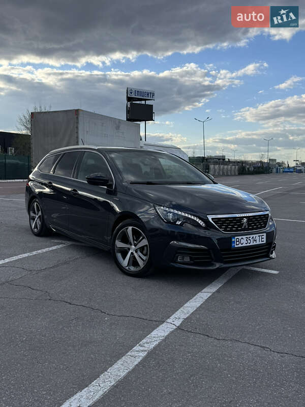 Универсал Peugeot 308 2018 в Львове