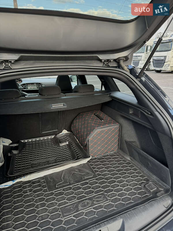 Универсал Peugeot 308 2018 в Львове