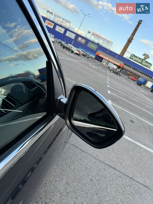 Универсал Peugeot 308 2018 в Львове