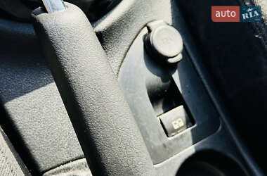 Хэтчбек Peugeot 308 2012 в 