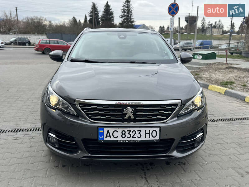 Универсал Peugeot 308 2017 в Луцке