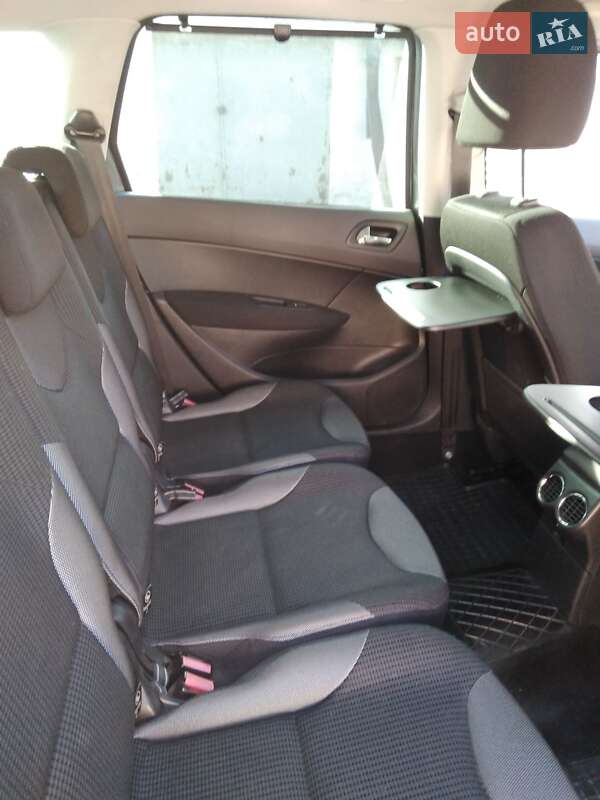 Універсал Peugeot 308 2011 в Львові