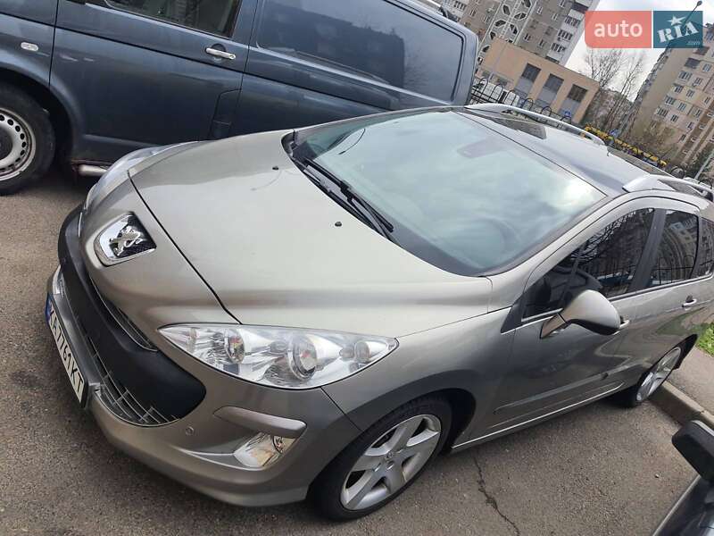 Універсал Peugeot 308 2010 в Києві