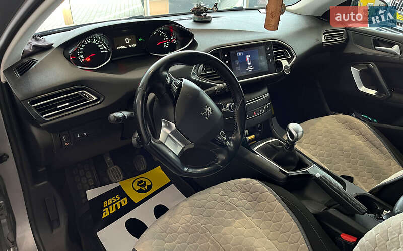Універсал Peugeot 308 2016 в Шептицькому