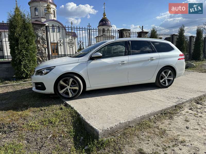 Універсал Peugeot 308 2019 в 