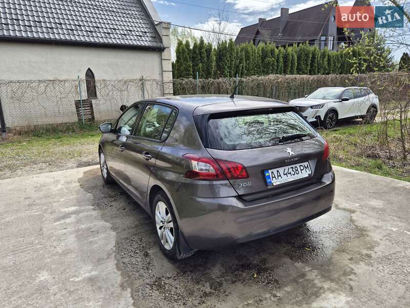 Хэтчбек Peugeot 308 2014 в Киеве