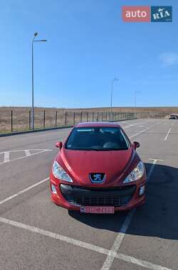 Хэтчбек Peugeot 308 2008 в 