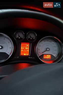 Хэтчбек Peugeot 308 2009 в 