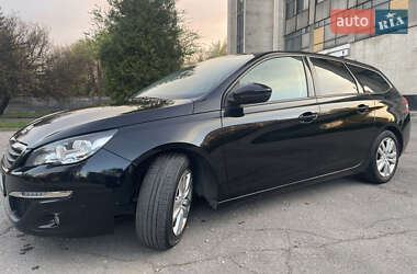 Универсал Peugeot 308 2015 в 