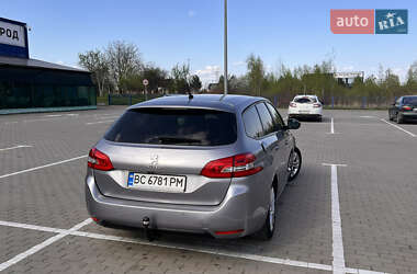 Универсал Peugeot 308 2015 в 