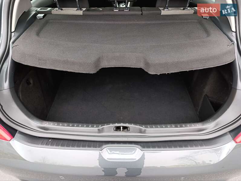 Хэтчбек Peugeot 308 2013 в Киеве