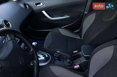 Хэтчбек Peugeot 308 2008 в 