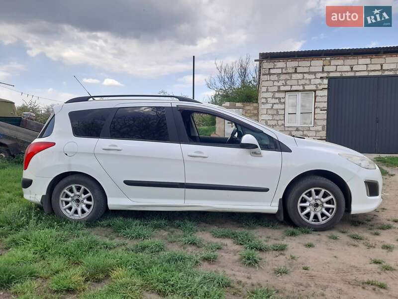 Універсал Peugeot 308 2011 в Софіївській Борщагівці
