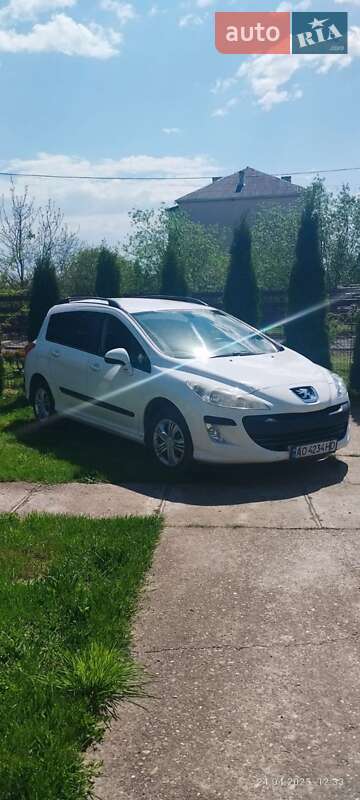 Peugeot 308 2011