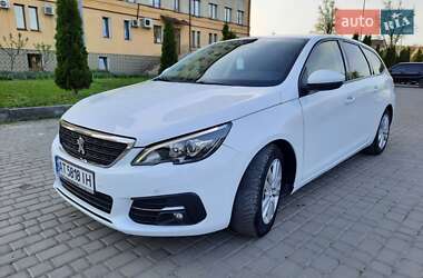 Универсал Peugeot 308 2019 в 