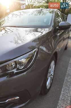 Универсал Peugeot 308 2017 в 