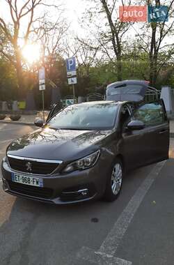 Универсал Peugeot 308 2017 в 