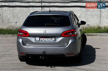 Універсал Peugeot 308 2014 в 