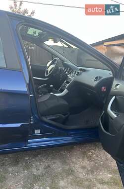 Хэтчбек Peugeot 308 2008 в 
