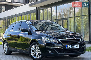 Универсал Peugeot 308 2015 в 